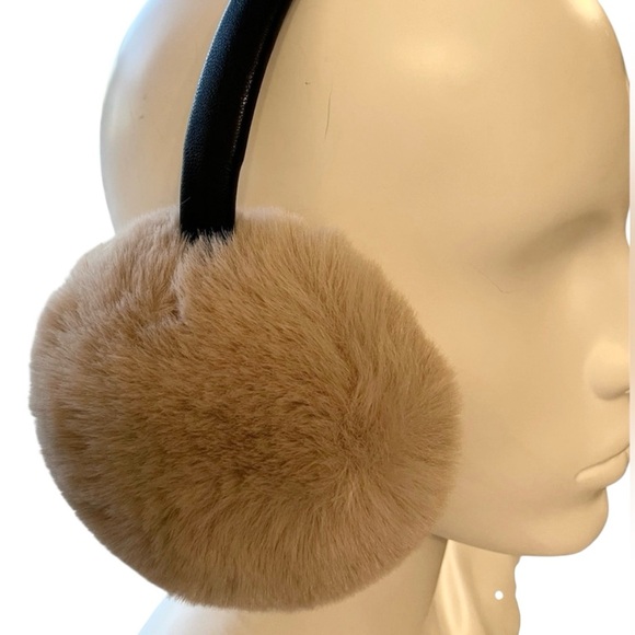 Cozy light brown earmuffs with leather accents. - Picture 3 of 10